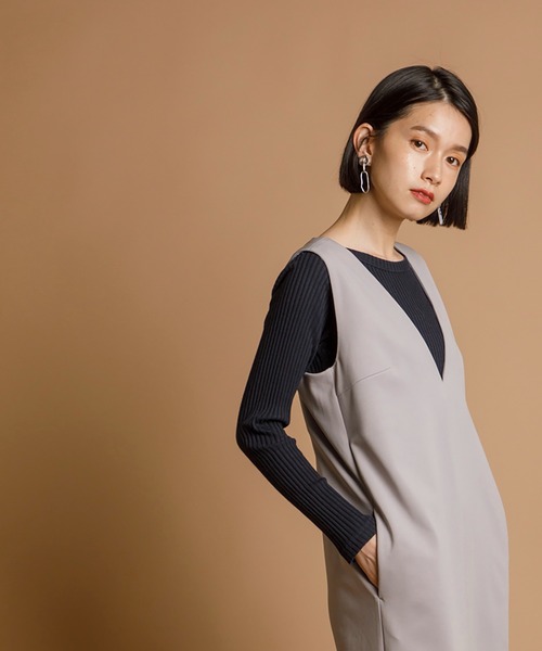 CIENA（シエナ）の「Ｖネックロングジャンスカ（ジャンパースカート・レディース・ブラック/ベージュ/グレー/キャメル・FREE/FS）」の19枚目の写真