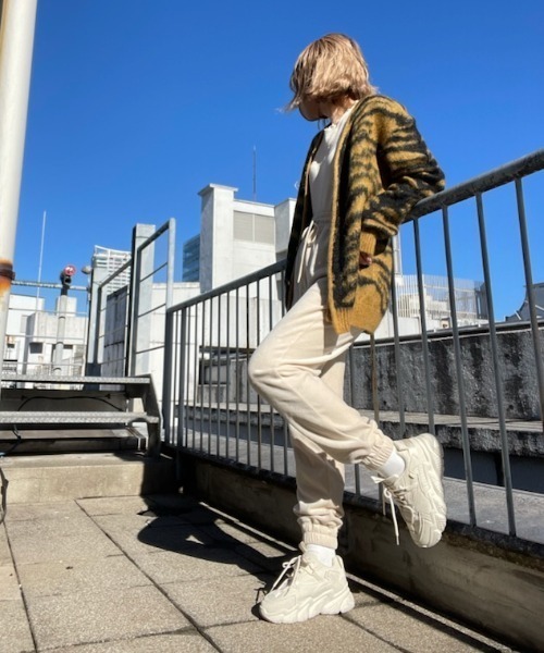 R&E(アールアンドイー)の「fashion ダッドスニーカー(スニーカー・レディース・ホワイト/ベージュ/ブラック・S/M/L/LL)」の14枚目の写真