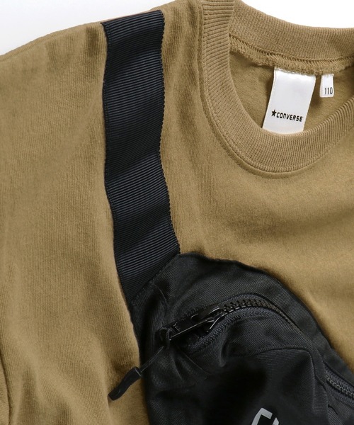 CONVERSE（コンバース）の「【CONVERSE/コンバース】ボディバッグ付き半袖Tシャツ（Tシャツ/カットソー・キッズ・グリーン/キャメル・100cm/110cm/120cm/130cm/140cm）」の13枚目の写真