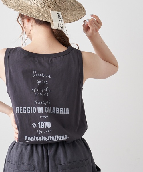 PUAL CE CIN（ピュアルセシン）の「擬麻加工天竺バックプリントノースリーブ／タンクトップ（Tシャツ/カットソー・レディース・ホワイト/チャコール/ベージュ・FREE）」の3枚目の写真