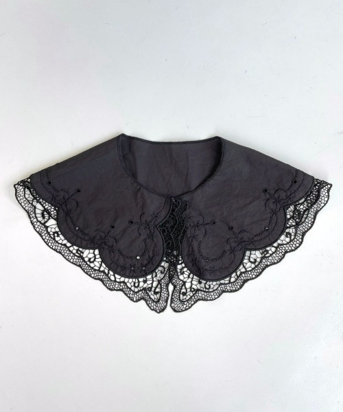 Libra Cue（リブラ キュー）の「クラシックレースつけ襟（付け襟・レディース・ホワイト/ブラック/グレイッシュベージュ・FREE）」の8枚目の写真