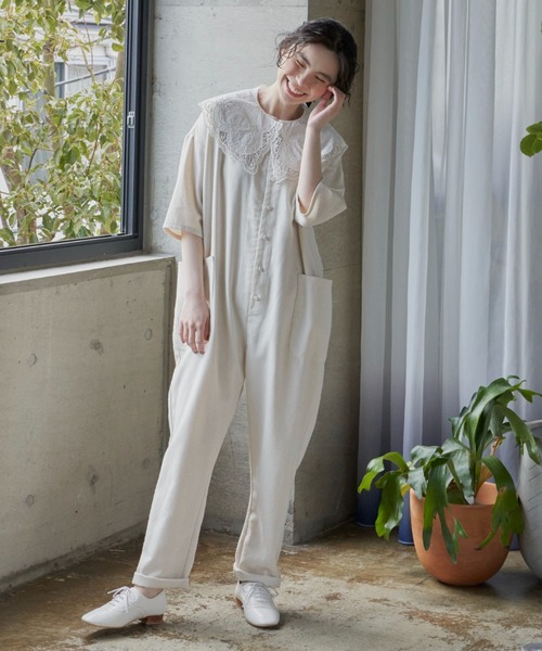 Libra Cue（リブラ キュー）の「クラシックレースつけ襟（付け襟・レディース・ホワイト/ブラック/グレイッシュベージュ・FREE）」の15枚目の写真