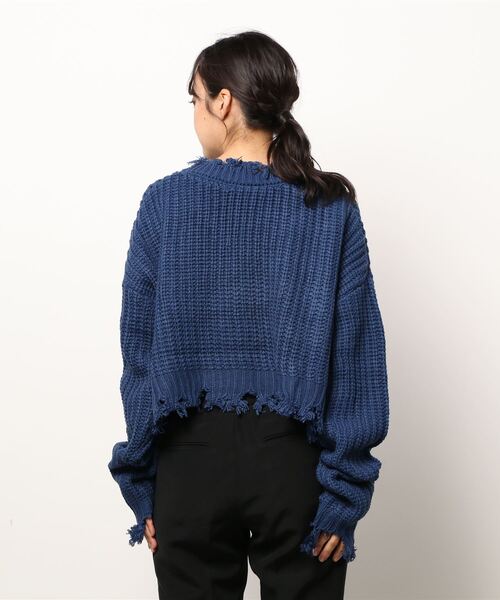 RASVOA（ラスボア）の「ダメージショートＶネックニット（ニット/セーター・レディース・ブラック/オフホワイト/ブルー・FREE）」の5枚目の写真