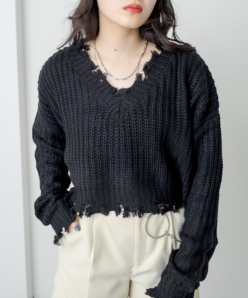 RASVOA（ラスボア）の「ダメージショートＶネックニット（ニット/セーター・レディース・ブラック/オフホワイト/ブルー・FREE）」の2枚目の写真