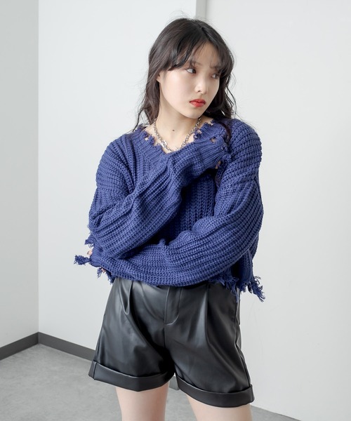 RASVOA（ラスボア）の「ダメージショートＶネックニット（ニット/セーター・レディース・ブラック/オフホワイト/ブルー・FREE）」の22枚目の写真