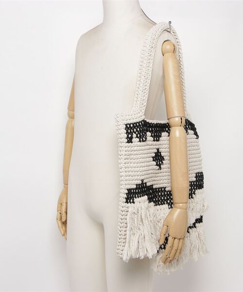 JACK & MARIE(ジャックアンドマリー)の「STORY OF TOMORROW POSITANO TOTE (ストーリーオブトゥモロー ポジターノトート)(ナチュラル)(Women's)(STB360)(トートバッグ・レディース・ナチュラル・ONE SIZE)」の5枚目の写真