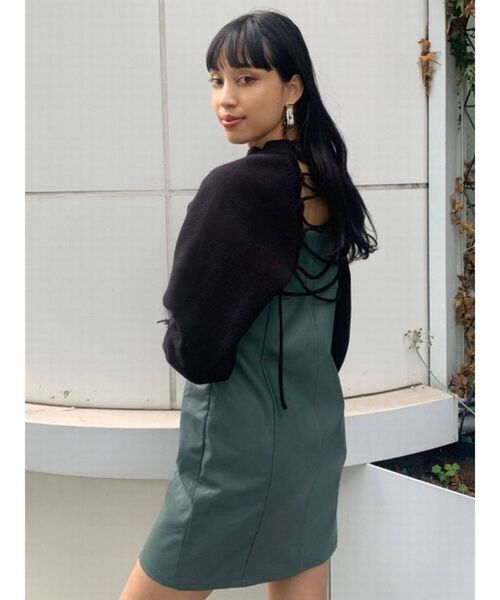 EMODA（エモダ）の「スーパークロップクラッシュニット（ニット/セーター・レディース・カーキ/グレー/ブラック/アイボリー・FREE）」の14枚目の写真