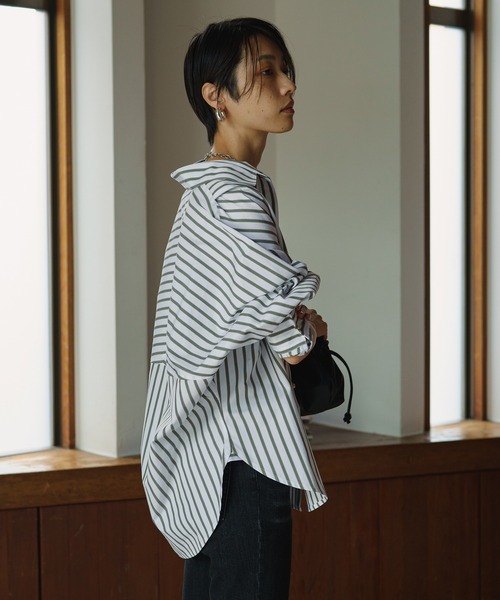 美品　Loungedress ラウンジドレス　定番人気ドルマンBIGシャツ　白 LOUNGEDRESS（ラウンジドレス）の「ドルマンBIGシャツ（シャツ