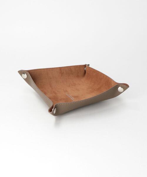 green label relaxing（グリーンレーベルリラクシング）の「＜green label relaxing＞シボ フェイクレザー マルチ トレイ（その他小物・メンズ・モカ/ブラック・FREE）」の2枚目の写真