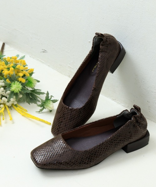 Noubel Voug Relax（ヌーベルヴォーグリラックス）の「オトナ ソフト シャーリング ローヒール パンプス（パンプス・レディース・ベージュ系その他/ベージュ/ブラック/ダークブラウン/ブルー系その他・24.5cm/23cm/22.5cm/23.5cm/24cm）」の3枚目の写真