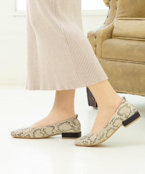 Noubel Voug Relax（ヌーベルヴォーグリラックス）の「オトナ ソフト シャーリング ローヒール パンプス（パンプス・レディース・ベージュ系その他/ベージュ/ブラック/ダークブラウン/ブルー系その他・24.5cm/23cm/22.5cm/23.5cm/24cm）」の20枚目の写真