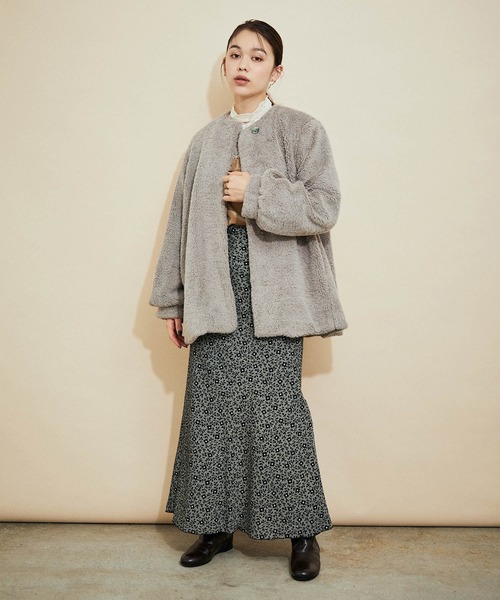 MADEMOISELLE ROPE'(マドモアゼル ロペ)の「フェイクファーAラインブルゾン(ブルゾン・レディース・グレー・38)」の12枚目の写真