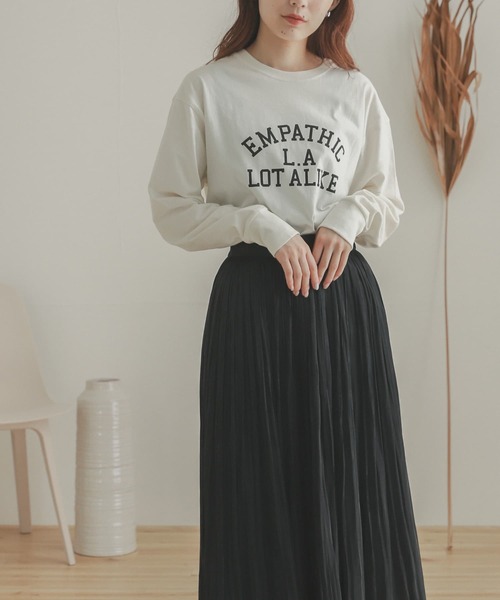 SENSE OF PLACE by URBAN RESEARCH（センスオブプレイスバイアーバンリサーチ）の「ロゴプリントTシャツ（Tシャツ/カットソー・レディース・ベージュ系その他/ホワイト/ホワイト系その他・ONE）」の3枚目の写真