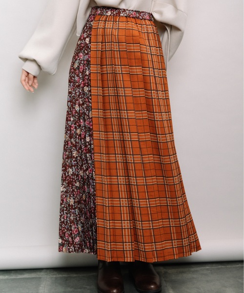 refinedworks（リファインドワークス）の「manyway総柄ロングプリーツスカート（スカート・レディース・ブラック/ブラウン・FREE）」の3枚目の写真