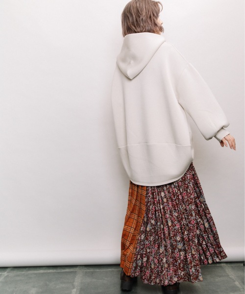 refinedworks（リファインドワークス）の「manyway総柄ロングプリーツスカート（スカート・レディース・ブラック/ブラウン・FREE）」の12枚目の写真