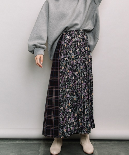 refinedworks（リファインドワークス）の「manyway総柄ロングプリーツスカート（スカート・レディース・ブラック/ブラウン・FREE）」の9枚目の写真