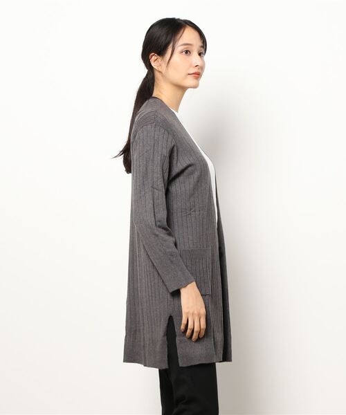 BELLUNA PLUS(ベルーナ)の「リブ使いロングカーディガン(カーディガン/ボレロ・レディース・モカ/ブラック/チャコール/ライラック・MEDIUM/LARGE/X-LARGE)」の10枚目の写真
