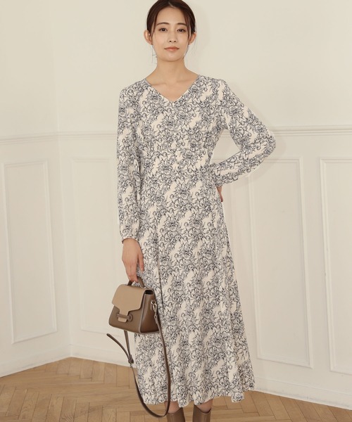 Andemiu（アンデミュウ）の「ガラキリカエフレアワンピース235883（ワンピース・レディース・ブラック/オフホワイト/マスタード・FREE）」の2枚目の写真