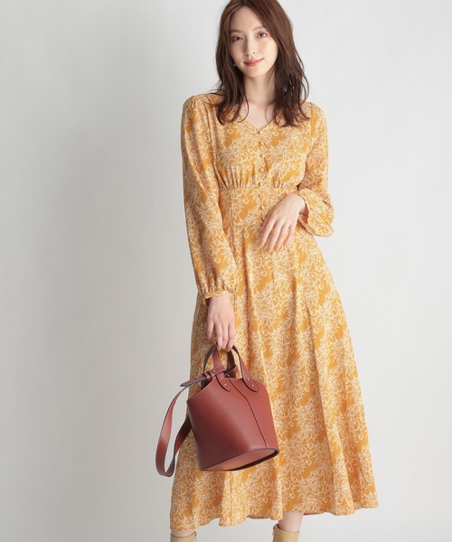 Andemiu（アンデミュウ）の「ガラキリカエフレアワンピース235883（ワンピース・レディース・ブラック/オフホワイト/マスタード・FREE）」の4枚目の写真