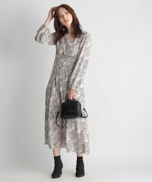 Andemiu（アンデミュウ）の「ガラキリカエフレアワンピース235883（ワンピース・レディース・ブラック/オフホワイト/マスタード・FREE）」の8枚目の写真