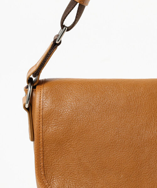 B:MING by BEAMS(ビーミングバイビームス)の「B:MING by BEAMS / レザー ショルダーバッグ(ショルダーバッグ・メンズ・ブラック/ブラウン・ONE SIZE)」の19枚目の写真