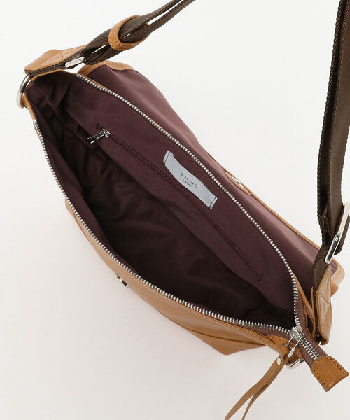B:MING by BEAMS(ビーミングバイビームス)の「B:MING by BEAMS / レザー ショルダーバッグ(ショルダーバッグ・メンズ・ブラック/ブラウン・ONE SIZE)」の12枚目の写真