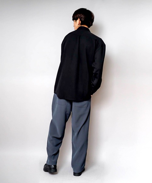 UNIIT（ユニット）の「【UNIIT/ユニット】ニットスウィッチング　ストレッチ　ルーズビッグシルエットシャツ（シャツ/ブラウス・メンズ・ブルー/ブラック・MEDIUM/X-LARGE/LARGE）」の6枚目の写真