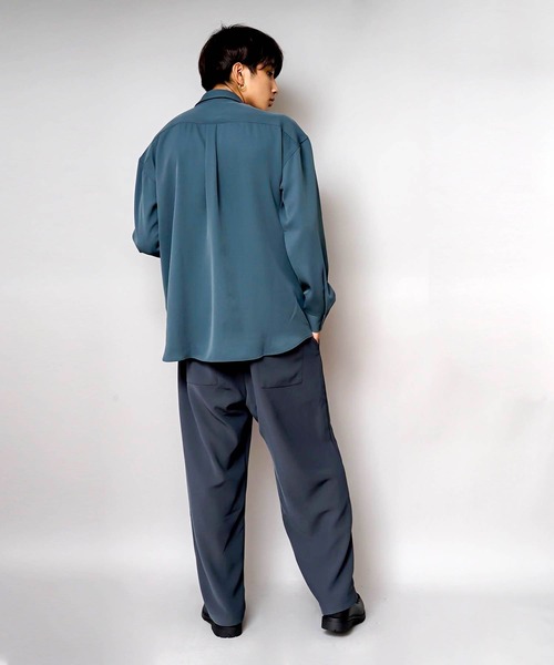 UNIIT（ユニット）の「【UNIIT/ユニット】ニットスウィッチング　ストレッチ　ルーズビッグシルエットシャツ（シャツ/ブラウス・メンズ・ブルー/ブラック・MEDIUM/X-LARGE/LARGE）」の14枚目の写真