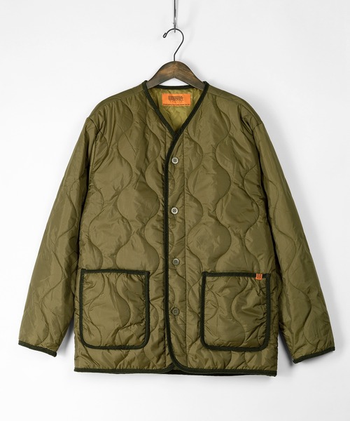 UNIVERSAL OVERALL(ユニバーサルオーバーオール)の「【UNIVERSAL OVERALL/ユニバーサルオーバーオール】 キルティング Vネック パイピング ジャケット/ QUILT BLOUSON(ナイロンジャケット・メンズ・ブラック/オリーブ/オフホワイト・M/L/XL)」の18枚目の写真