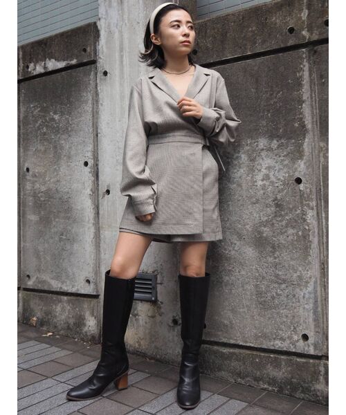 EVRIS（エヴリス）の「エコレザーカチューシャ（カチューシャ・レディース・アイボリー/ブラック/ベージュ・FREE）」の18枚目の写真