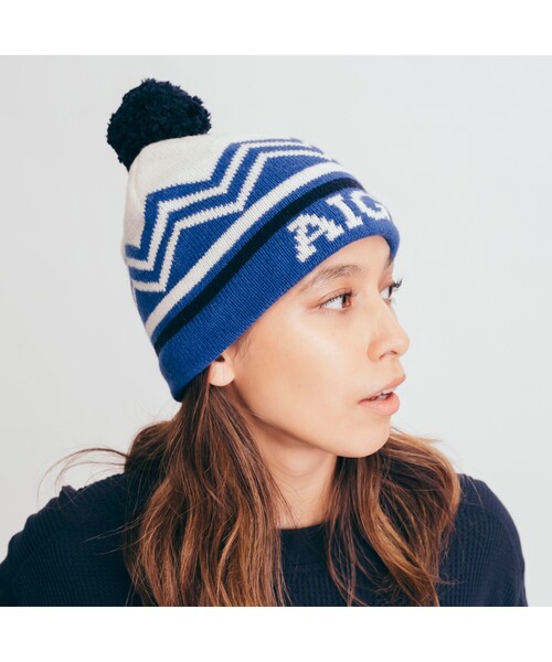 AIGLE(エーグル)の「アブラッタ ニットキャップ(ニットキャップ/ビーニー・レディース・ブルー/ワイン・FREE)」の2枚目の写真