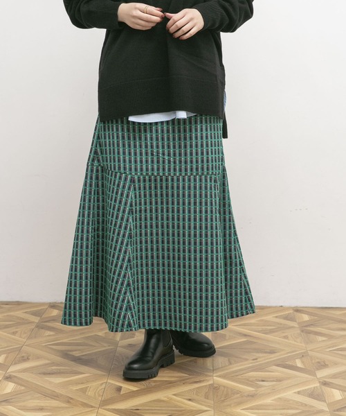 UR Lab.（アーバンリサーチラボ）の「モールチェックマーメイドスカート（スカート・レディース・ブラウン/グリーン・38/36）」の2枚目の写真