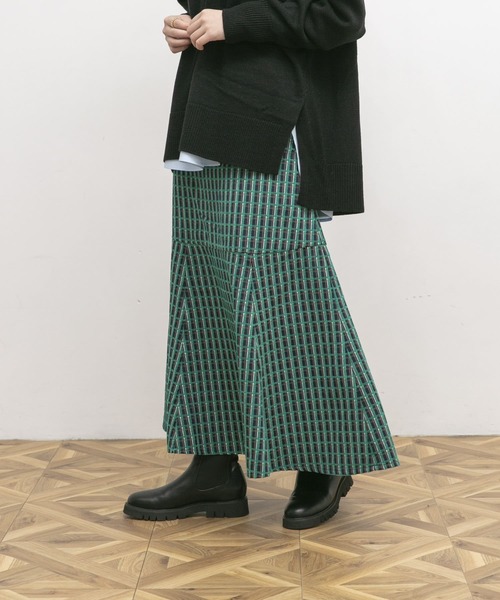 UR Lab.（アーバンリサーチラボ）の「モールチェックマーメイドスカート（スカート・レディース・ブラウン/グリーン・38/36）」の7枚目の写真