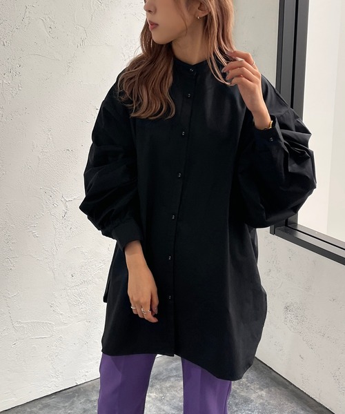 apres jour mignon(アプレジュールミニョン)の「スリット入りバンドカラーシャツ【ZOZOTOWN限定アイテム】(シャツ/ブラウス・レディース・オフホワイト/グレイッシュベージュ/ブラック・フリー/X-LARGE)」の11枚目の写真