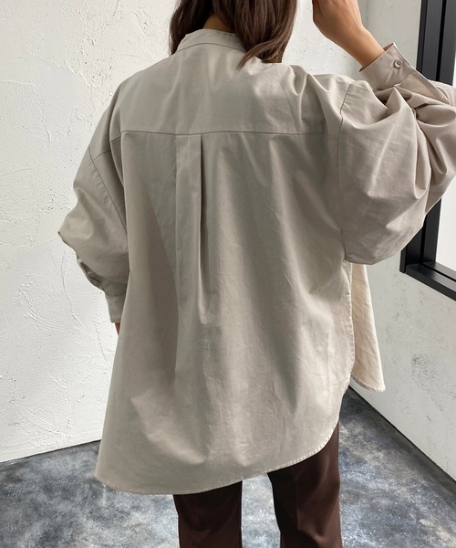 apres jour mignon(アプレジュールミニョン)の「スリット入りバンドカラーシャツ【ZOZOTOWN限定アイテム】(シャツ/ブラウス・レディース・オフホワイト/グレイッシュベージュ/ブラック・フリー/X-LARGE)」の21枚目の写真