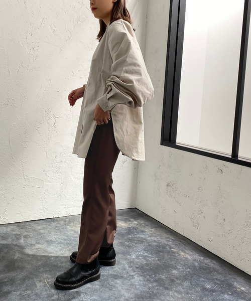 apres jour mignon(アプレジュールミニョン)の「スリット入りバンドカラーシャツ【ZOZOTOWN限定アイテム】(シャツ/ブラウス・レディース・オフホワイト/グレイッシュベージュ/ブラック・フリー/X-LARGE)」の22枚目の写真
