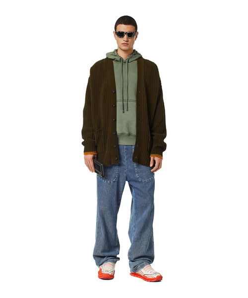 DIESEL(ディーゼル)の「メンズ カーディガン ローゲージ(カーディガン/ボレロ・メンズ・オリーブ/ネイビー・SMALL/X-SMALL/LARGE/MEDIUM)」の8枚目の写真