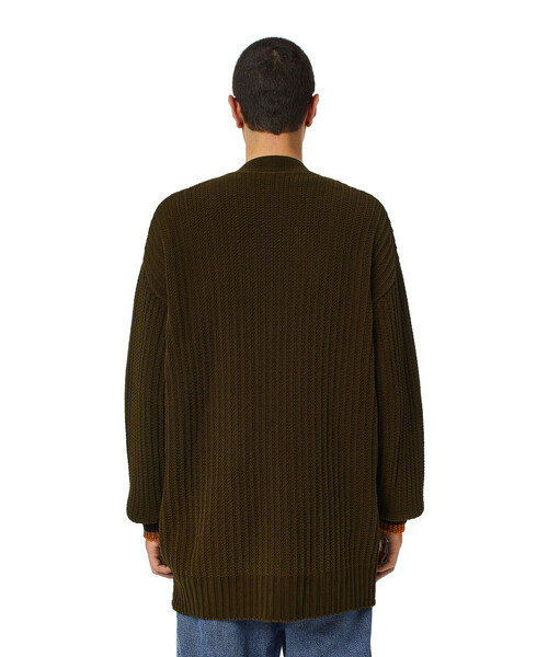 DIESEL(ディーゼル)の「メンズ カーディガン ローゲージ(カーディガン/ボレロ・メンズ・オリーブ/ネイビー・SMALL/X-SMALL/LARGE/MEDIUM)」の17枚目の写真