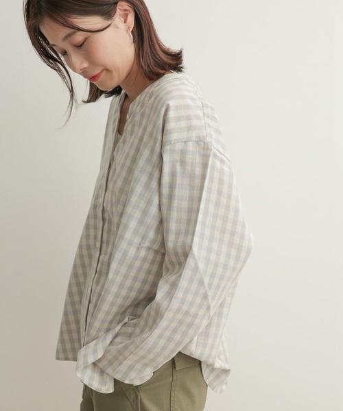 URBAN RESEARCH DOORS(アーバンリサーチドアーズ)の「ギンガムフレアブラウス(シャツ/ブラウス・レディース・ブラック/グレー・1)」の1枚目の写真