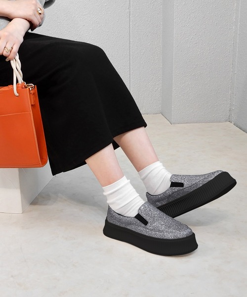 minia（ミニア）の「トラックソールスリッポン　◇（スニーカー・レディース・ホワイト/シルバー/ブラック/パイソン/ブラック系その他・L/M/LL/S）」の3枚目の写真