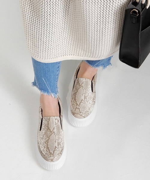 minia（ミニア）の「トラックソールスリッポン　◇（スニーカー・レディース・ホワイト/シルバー/ブラック/パイソン/ブラック系その他・L/M/LL/S）」の5枚目の写真