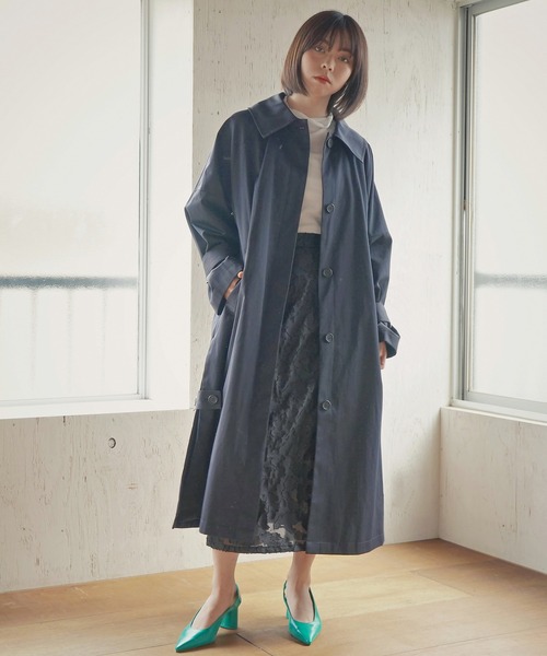 AULI（アウリィ）の「【低身長向けサイズ】ステンカラーコート（ステンカラーコート・レディース・ベージュ/ネイビー/ブルー・S/XS）」の4枚目の写真