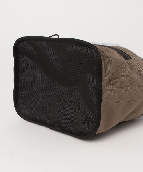 Mammut（マムート）の「ボルダー チョーク バッグ / Boulder Chalk Bag（ボディバッグ/ウエストポーチ・メンズ・ベージュ・ONESIZE）」の3枚目の写真