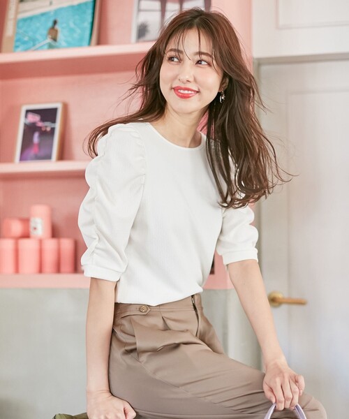 ANY SIS(エニィスィス)の「【前後着用可】2WAYパワーショルダー カットソー(Tシャツ/カットソー・レディース・ブラック系/アイボリー系/ピンク系・2)」の1枚目の写真