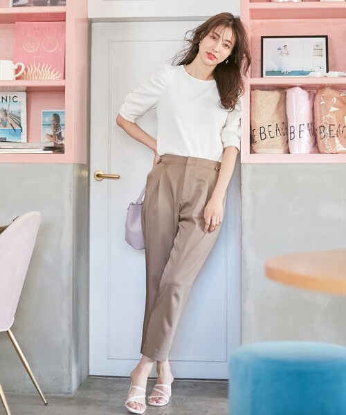 ANY SIS(エニィスィス)の「【前後着用可】2WAYパワーショルダー カットソー(Tシャツ/カットソー・レディース・ブラック系/アイボリー系/ピンク系・2)」の16枚目の写真