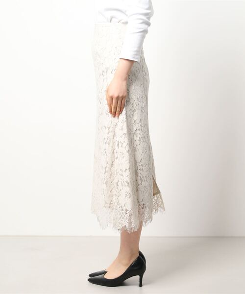 Te chichi(テチチ)の「コードレースロングフレアスカート(スカート・レディース・ベージュ/カーキ/イエロー・SMALL/MEDIUM)」の4枚目の写真