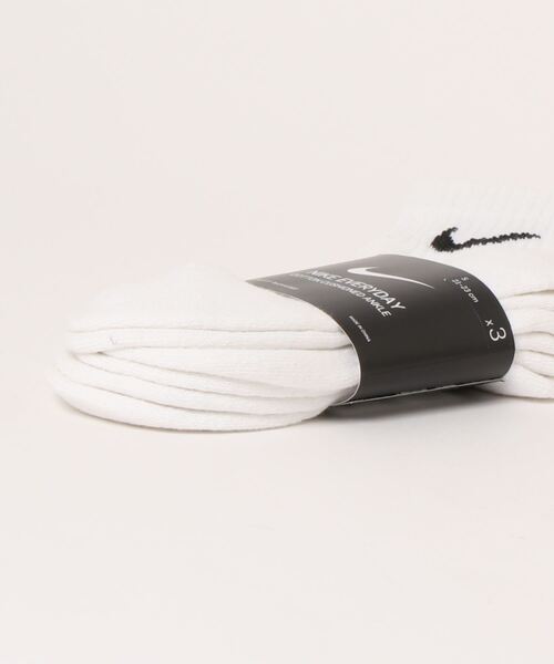 Ungrid(アングリッド)の「Nike Everyday Cushioned(ソックス/靴下・レディース・ホワイト・S/M)」の2枚目の写真