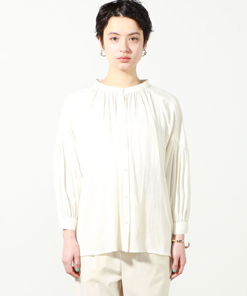 NOLLEY’S（ノーリーズ）の「◇【WEB限定】割繊シャンブレーブラウス（シャツ/ブラウス・レディース・ネイビー/オフホワイト/ライトグリーン/グレイッシュベージュ・FREE）」の17枚目の写真