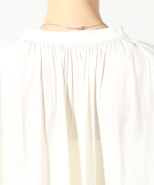 NOLLEY’S（ノーリーズ）の「◇【WEB限定】割繊シャンブレーブラウス（シャツ/ブラウス・レディース・ネイビー/オフホワイト/ライトグリーン/グレイッシュベージュ・FREE）」の13枚目の写真