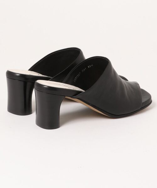 apres（アプレ）の「【撥水】ミュールサンダル　-8650387（サンダル・レディース・ブラック/プラチナム/グレイッシュベージュ・23.5cm/24.5cm/23.0cm/24.0cm/22.5cm）」の21枚目の写真